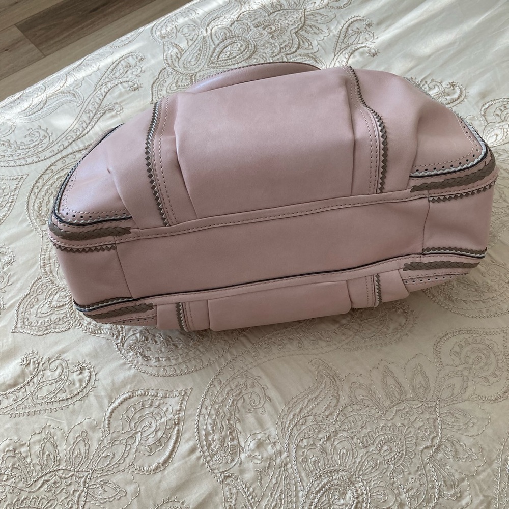 Coach Purse.Like New.Exelent condition. - Picture 6 of 10